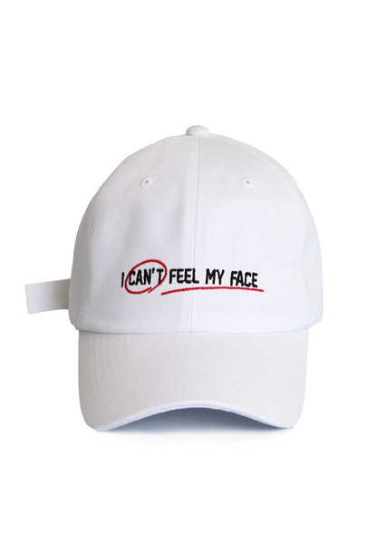 [unisex]I CAN&#039;T FEEL MY FACE WHITE BALL CAP